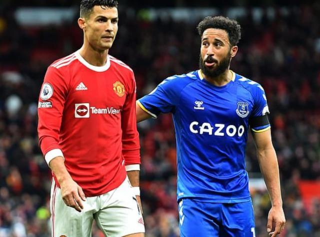 182体育-C罗当替补究竟有多怒?对手苦讨球衣,索帅盟友开喷